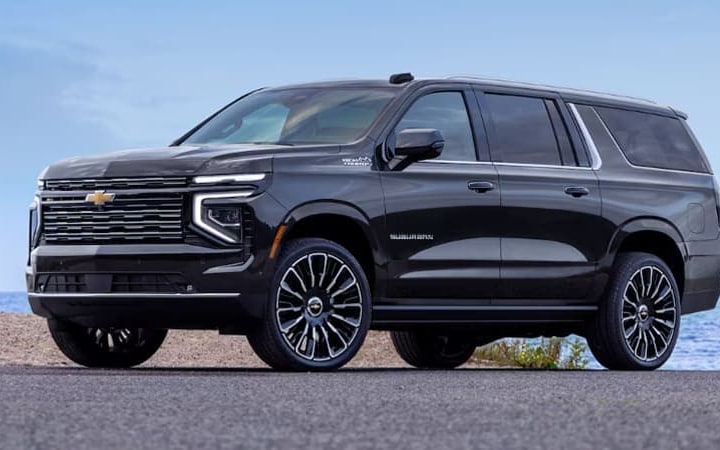Chevrolet Suburban — front three-quarter